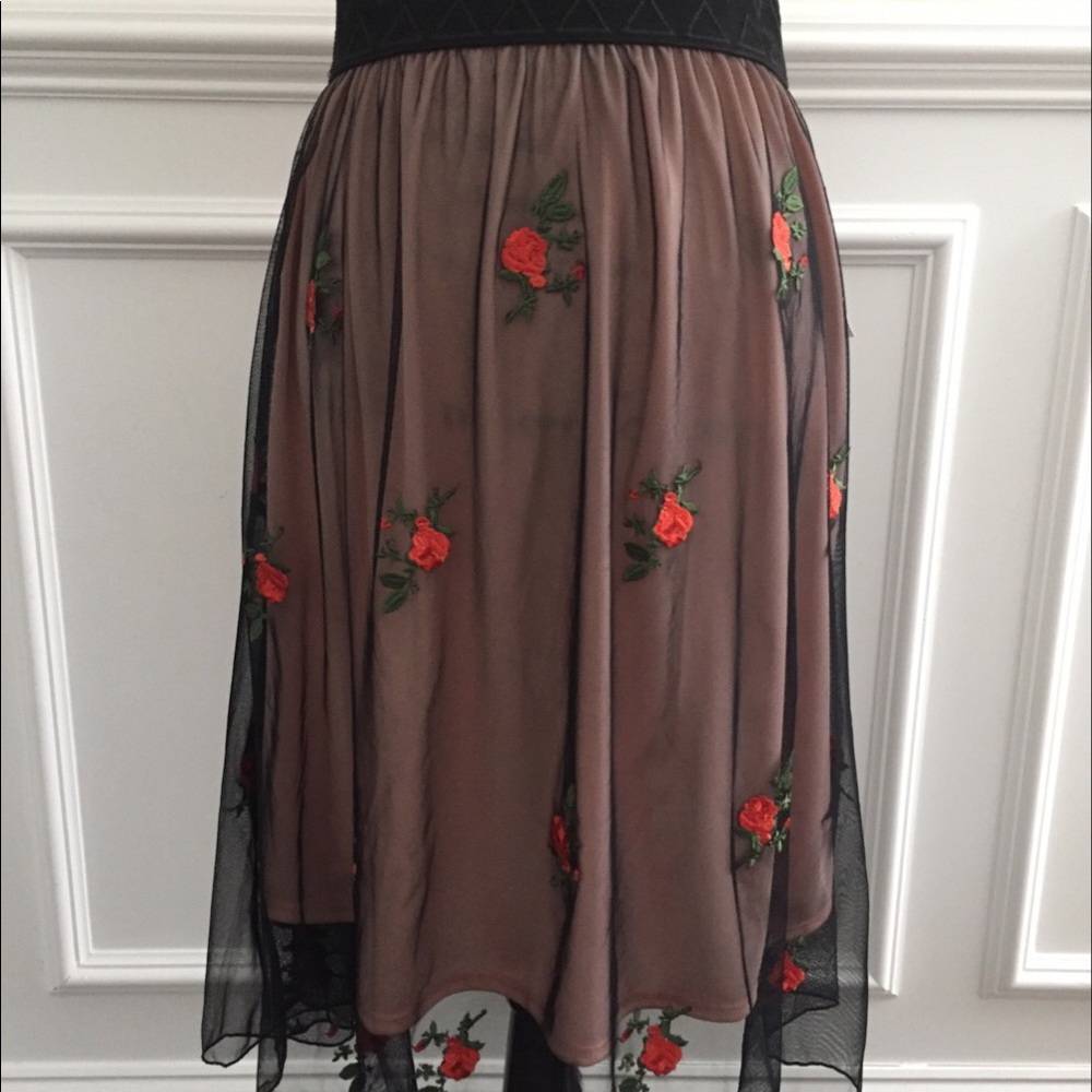 Black lace/tulle skirt